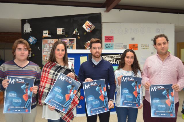 El director general de Juventud animó a los jóvenes de San Javier, San Pedro del Pinatar y Los Alcázares a participar en el programa 'Murcia Bajo Cero'