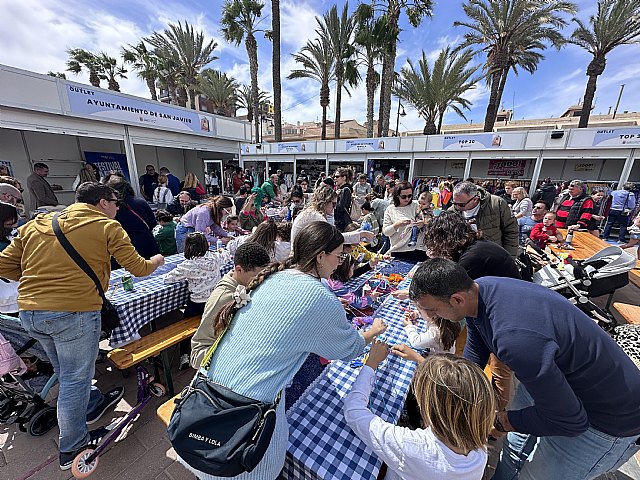 La Feria Outlet de Santiago de la Ribera cierra con ventas superiores a los 50.000 euros