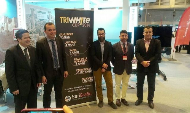 San Javier acogió en FITUR la presentación de la TriWhite Cup 2014, que comenzará en el municipio en 12 de abril