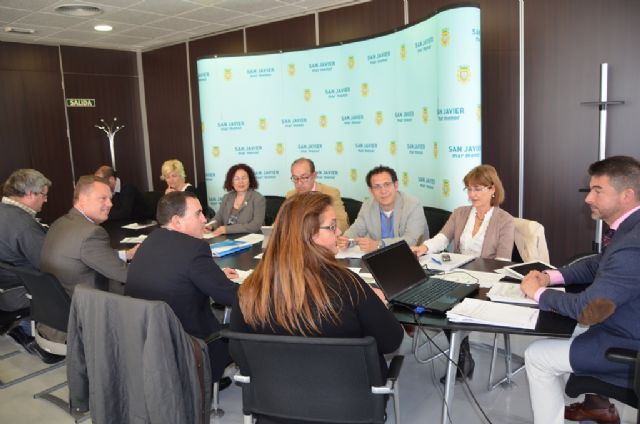 La Mesa de Turismo y Comercio sigue sumando esfuerzos para la mejora del sector turístico en el municipio