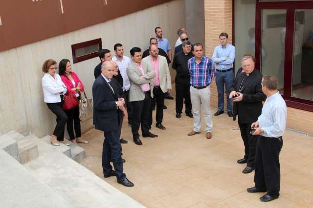 El Sr. Obispo visita la Casa de Apostolado Jesucristo Redentor en Santiago de la Ribera