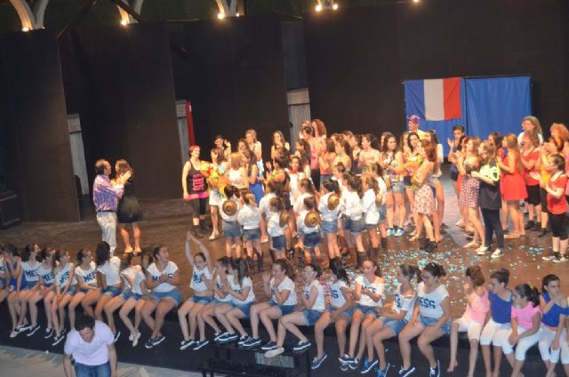 La Escuela de Danza del PDM llenó el auditorio