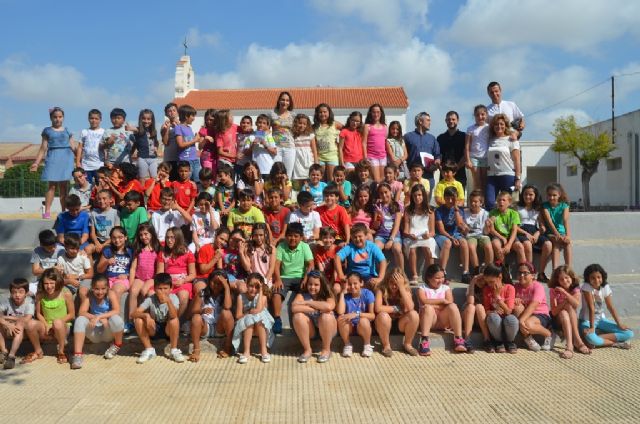 Los niños de 4° de Primaria del colegio Virgen de Loreto publican un libro de cuentos