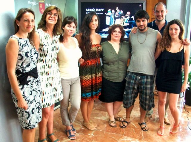 Los alumnos de la ESAD llevan a escena ´Ubú Rey´ en el Festival Internacional de Teatro de San Javier