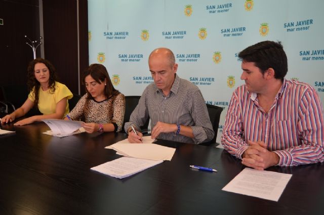 San Javier renueva convenios con Proyecto Abraham y Reinicia