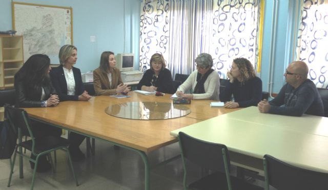 Educación trabaja para ampliar la red de colegios bilingües de San Javier