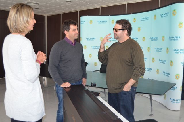 El productor musical Lulo Pérez, ganador de 6 Grammys, imparte en San Javier una Masterclass