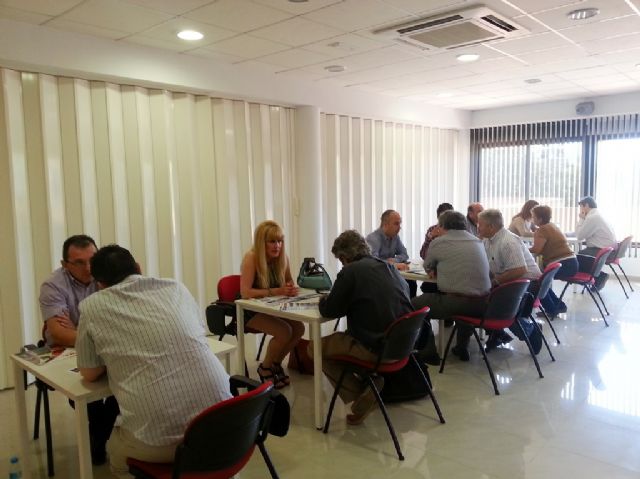 La concejalía de Turismo recibe este fin de semana a un grupo de touroperadores en Santiago de la Ribera y La Manga