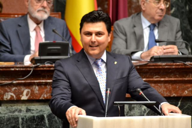 El puerto deportivo Tomás Maestre contribuirá al mantenimiento del puente del Estacio con 2,5 millones de euros durante los próximos 25 años