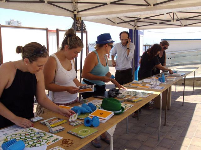 Concienciación medioambiental en la playa