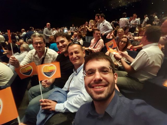 C´S San Javier apoyó a Albert Rivera en su acto de campaña por las elecciones catalanas