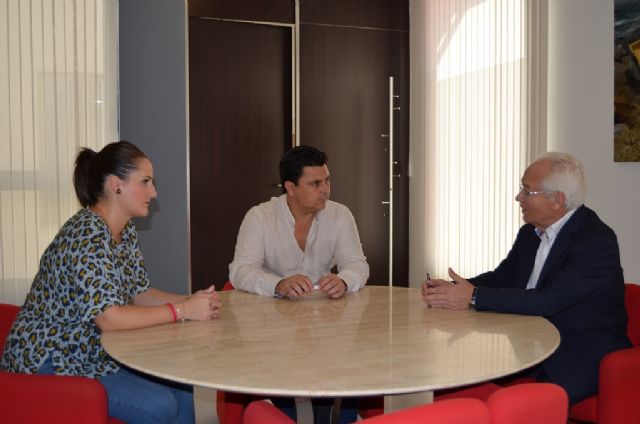 Ayuntamiento y Proyecto Hombre seguirán colaborando en la prevención de la drogodependencia en el municipio