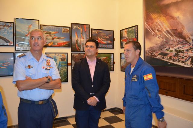 El alcalde califica de éxito la celebración del 30 Aniversario de la Patrulla que atrajo a más de cien mil personas y que se puedo ver en cualquier parte del mundo