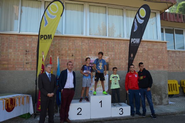 El PDM promueve el atletismo entre los escolares del municipio