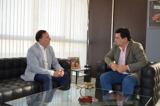 El Colegio de Ingenieros Técnicos de Obras Públicas y el Ayuntamiento inician una línea de colaboración
