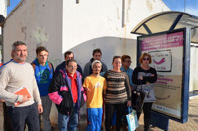 'Las cartas de la sonrisa' inundarán los espacios públicos para arrancar una sonrisa a los ciudadanos