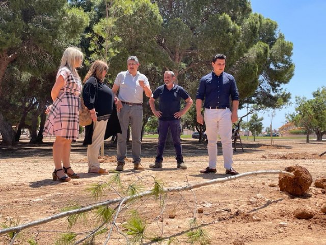 El Ayuntamiento de San Javier planta 200 nuevos pinos en la Pinada de San Blas