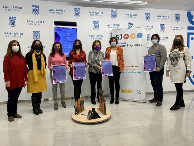 El espíritu del 8 M se cuela en todos los ámbitos de la vida social en San Javier