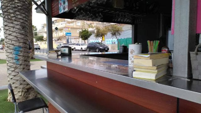 La biblioteca de San Javier se va a la playa
