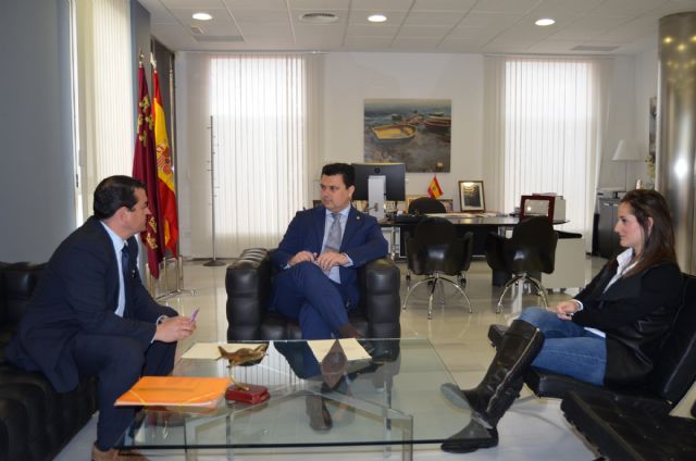El Ayuntamiento amplía su colaboración con AFAL mediante un convenio económico