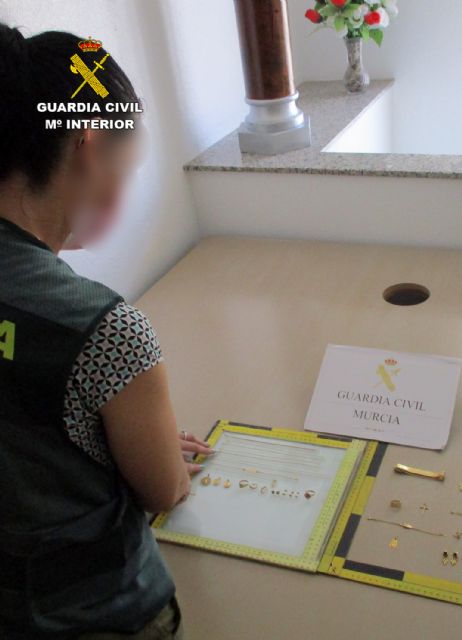 La Guardia Civil desmantela en San Javier un grupo delictivo dedicado a cometer robos en viviendas