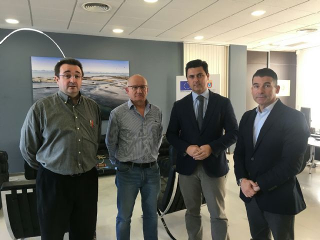 Convenio de apoyo a la asociación de comerciantes 'San Javier, ciudad de compras'