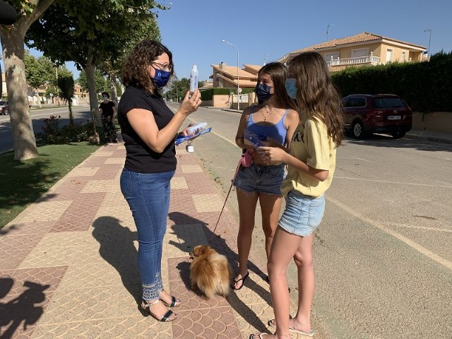 El Ayuntamiento recuerda a los dueños de mascotas que 'El pipí destruye'