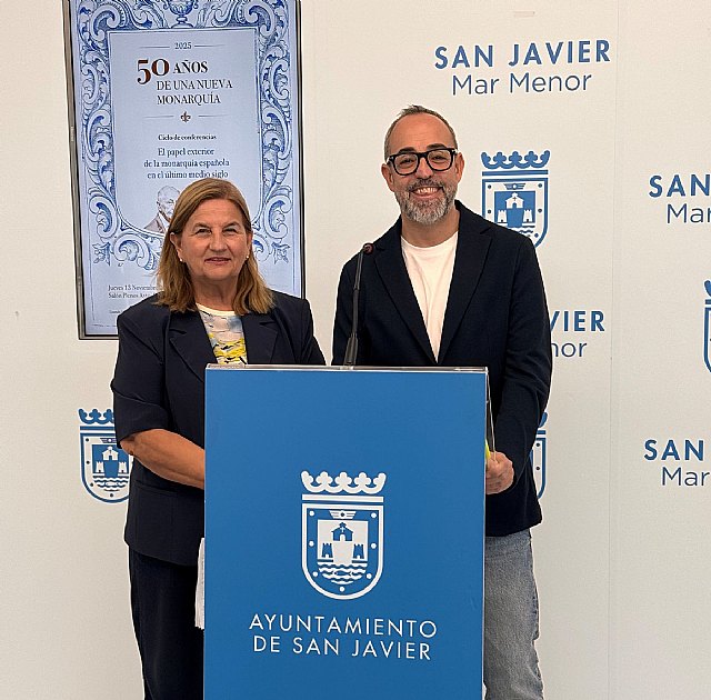 Un ciclo de conferencias abordará los 50 años de la monarquía española, en San Javier