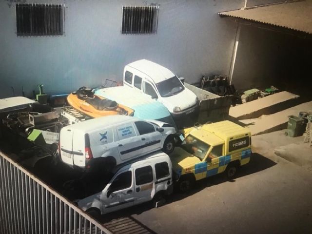 El PSOE de San Javier denuncia al Seprona un segundo presunto desguace ilegal de vehículos en instalaciones municipales