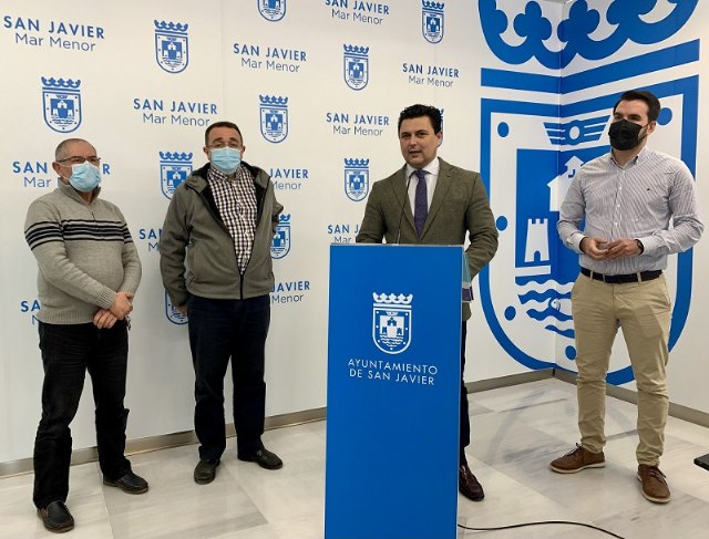 La Feria Outlet de Santiago de la Ribera vuelve al a explanada Barnuevo durante el puente de Semana Santa