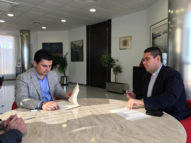 El Ayuntamiento aporta 26.000 euros a Cáritas San Javier