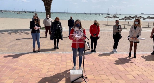 Lectura del manifiesto del Día Internacional del Pueblo Gitano, en Santiago de la Ribera