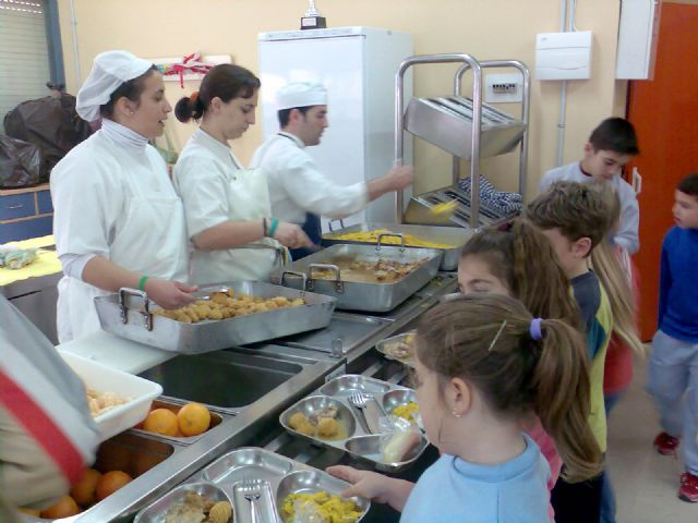 San Javier acoge una charla sobre prevención del sobrepeso infantil y adolescente
