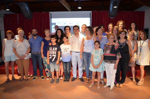 El Museo de San Javier acoge una muestra colectiva del taller municipal de pintura