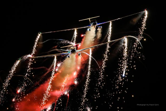 Exhibición Aérea Nocturna