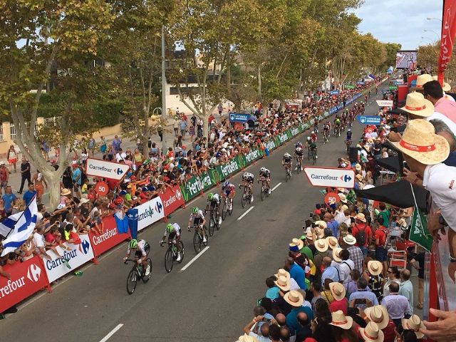 Llegada de la Vuelta Ciclista a España 2021