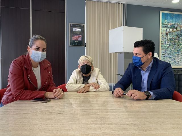 El Ayuntamiento renueva su apoyo a la Asociación Parkinson Mar Menor (APMM)