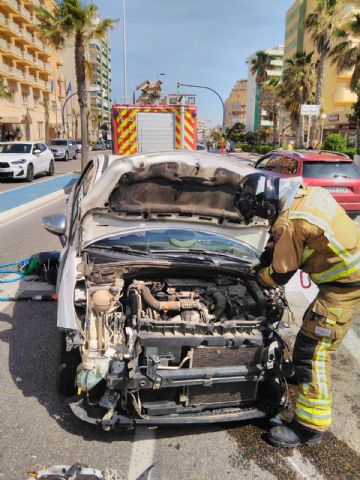 Trasladan al hospital a un herido en accidente de tráfico en Gran Vía de La Manga del Mar Menor