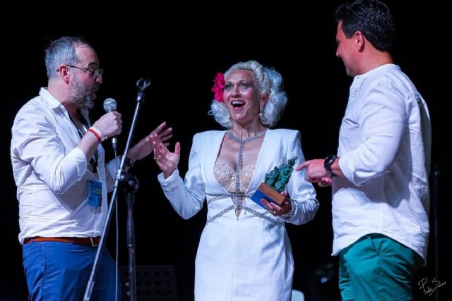 Gunhild Carling recibió anoche en La Manga uno de los dos premios que concede Jazz San Javier en esta edición