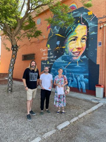 El concejal de Educación prosigue su ronda de visitas a los colegios durante el verano