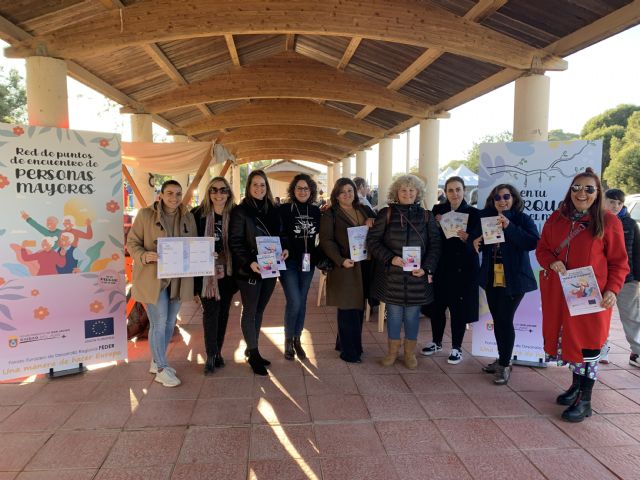 Los parques del municipio seguirán acogiendo las actividades 'En tu parque o en el mío' y la 'Red de Puntos de Encuentro de Personas Mayores'