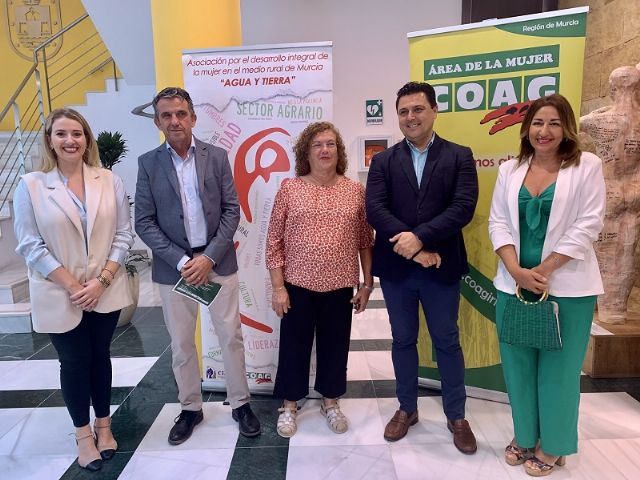 San Javier reivindica el papel de la mujer en el ámbito rural