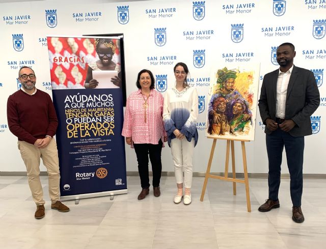 El vestíbulo del Ayuntamiento de San Javier expondrá el cuadro 'Alegría' hasta su subasta solidaria por el Club Rotary Mar Menor