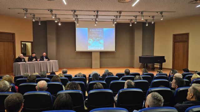 Un documental muestra el alcance mundial del pecio fenico del Bajo de la Campaña, en La Manga del Mar Menor