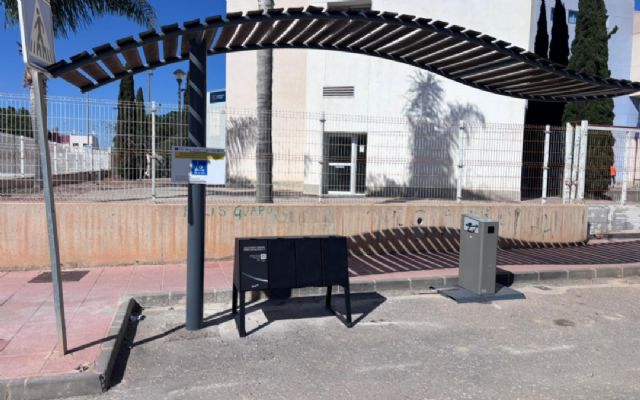 San Javier instala cuatro estaciones públicas de recarga de patinetes y bicicletas eléctricas