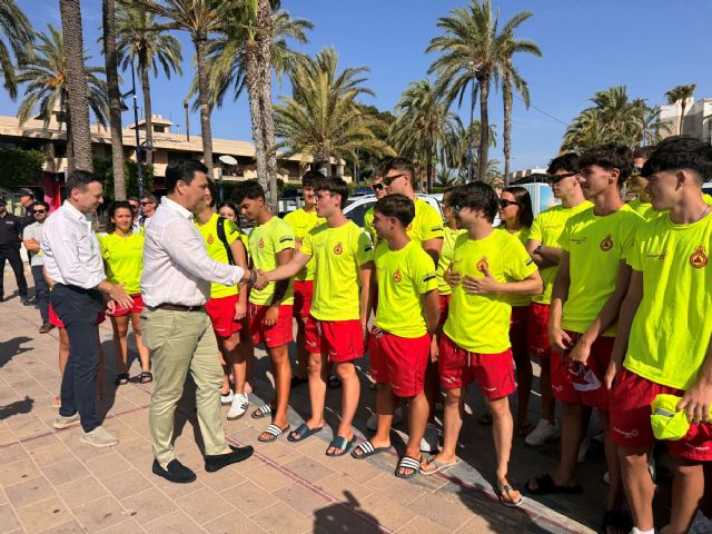 El Plan Copla moviliza a más de 77 personas en las playas del municipio de San Javier