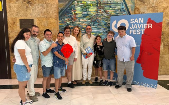 “En esta obra todos somos Hamlet”: Teatro La Plaza reinventa a Shakespeare en San Javier