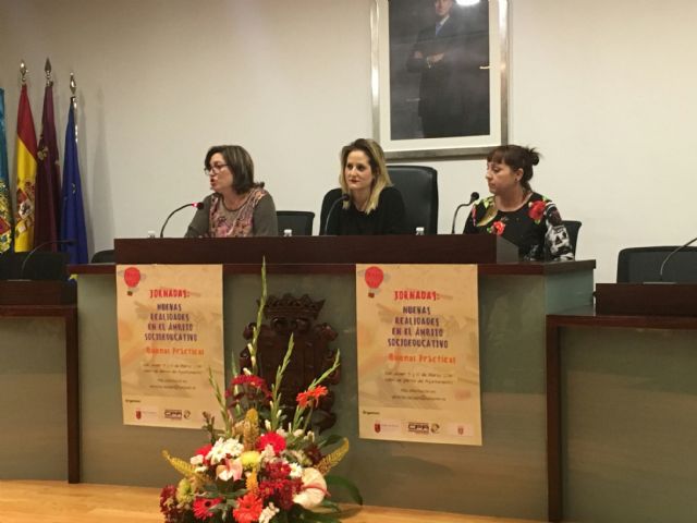 Las Jornadas sobre nuevas realidades en el ámbito socioeducativo abordaron temas como el suicidio o las nuevas adicciones en la adolescencia