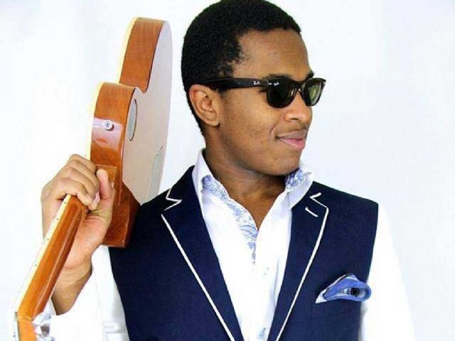 El nuevo prodigio estadounidense de la guitarra, King Solomon Hicks inaugura los conciertos gratuitos de Jazz San Javier 2016