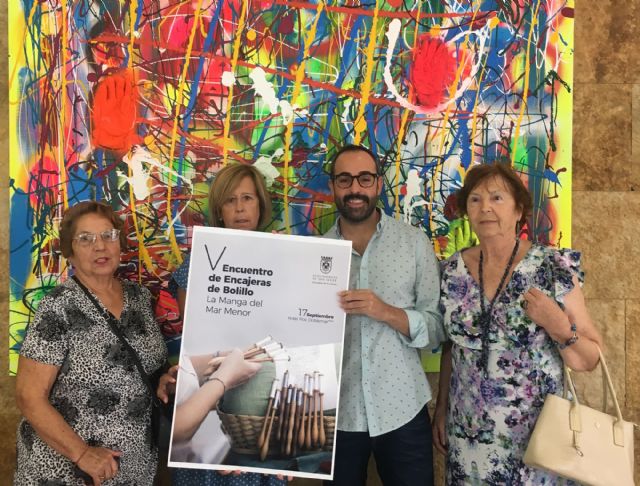 La Manga acoge el próximo domingo el V Encuentro de Encajeras de Bolillo